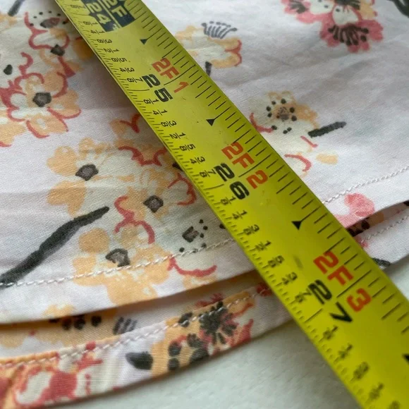 J.Crew ruffle neck floral shirt. - Picture 9 of 13